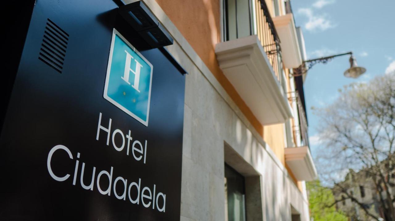 Hotel Ciudadela Pamplona Exterior foto